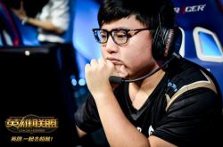 Uzi赛事官方发布势不可挡新规，雄鹿争议不断！的简单介绍